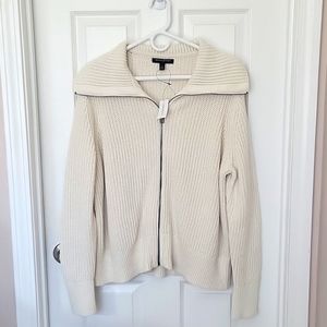 Cable knit sweater
